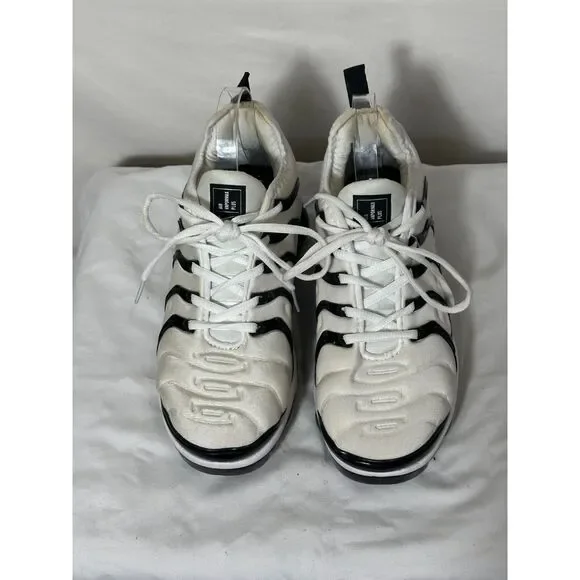 Nike Women's Nike Air Vapormax Plus Size 8 White/Black Women's Sneakers - Picture 2 of 8